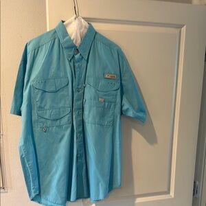 Columbia Blue Casual Button Down Shirt Lightweight Cotton